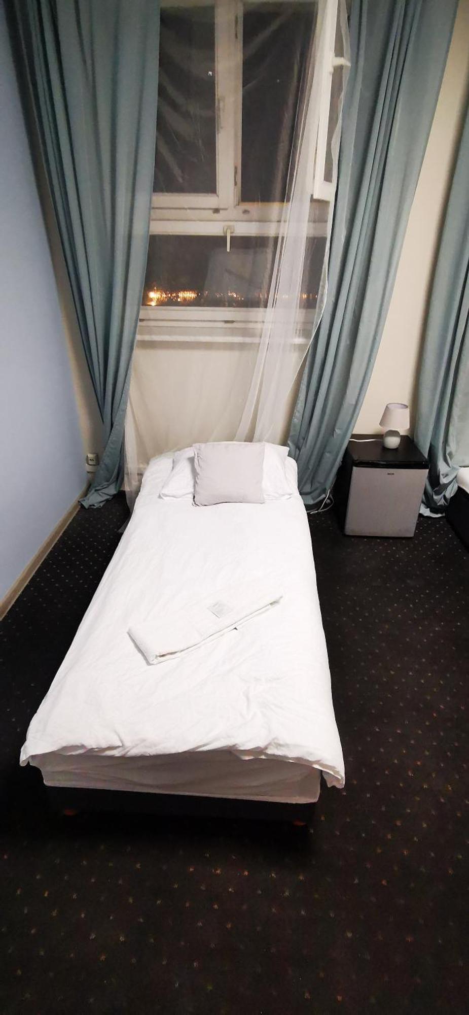 Hostel Powstaniec Wola - Private Rooms Warschau Buitenkant foto